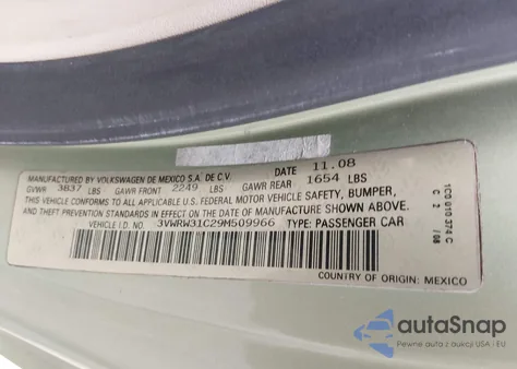 2009 Volkswagen New Beetle 2.5L из США, поврежденный, VIN 3VWRW31C29M509966